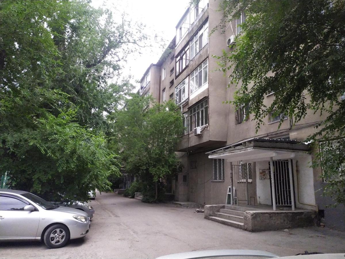 Aura On Kievskaya, 168 Appartement Bisjkek Buitenkant foto